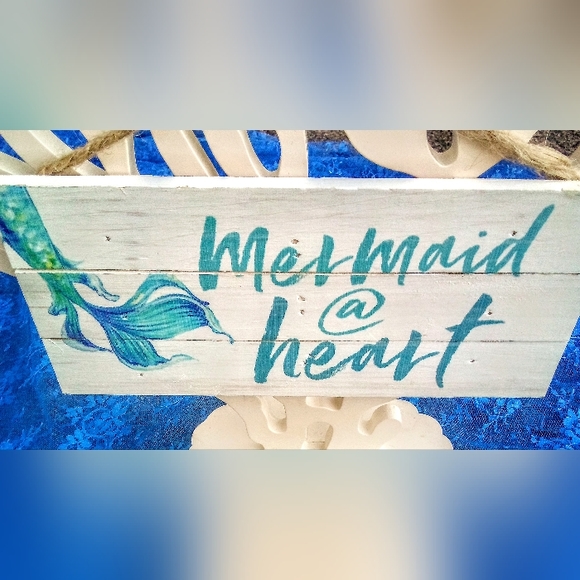 4 piece Mermaid bundle,& Real hand painted sea shells are included too! - Picture 5 of 12